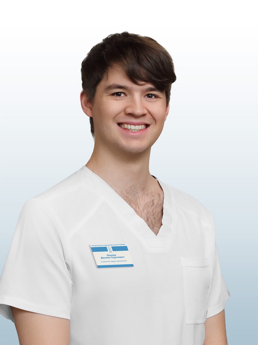 Опалев Даниил Сергеевич, врач стоматолог-хирург, имплантолог, стоматолог общей практики в ОН КЛИНИК