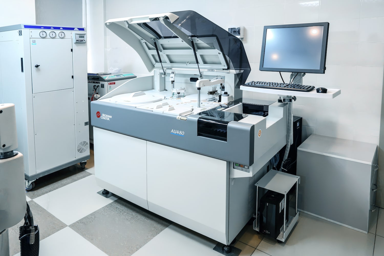 Биохимический анализатор Beckman Coulter серии AU480 Биохимический анализатор Beckman Coulter серии AU480